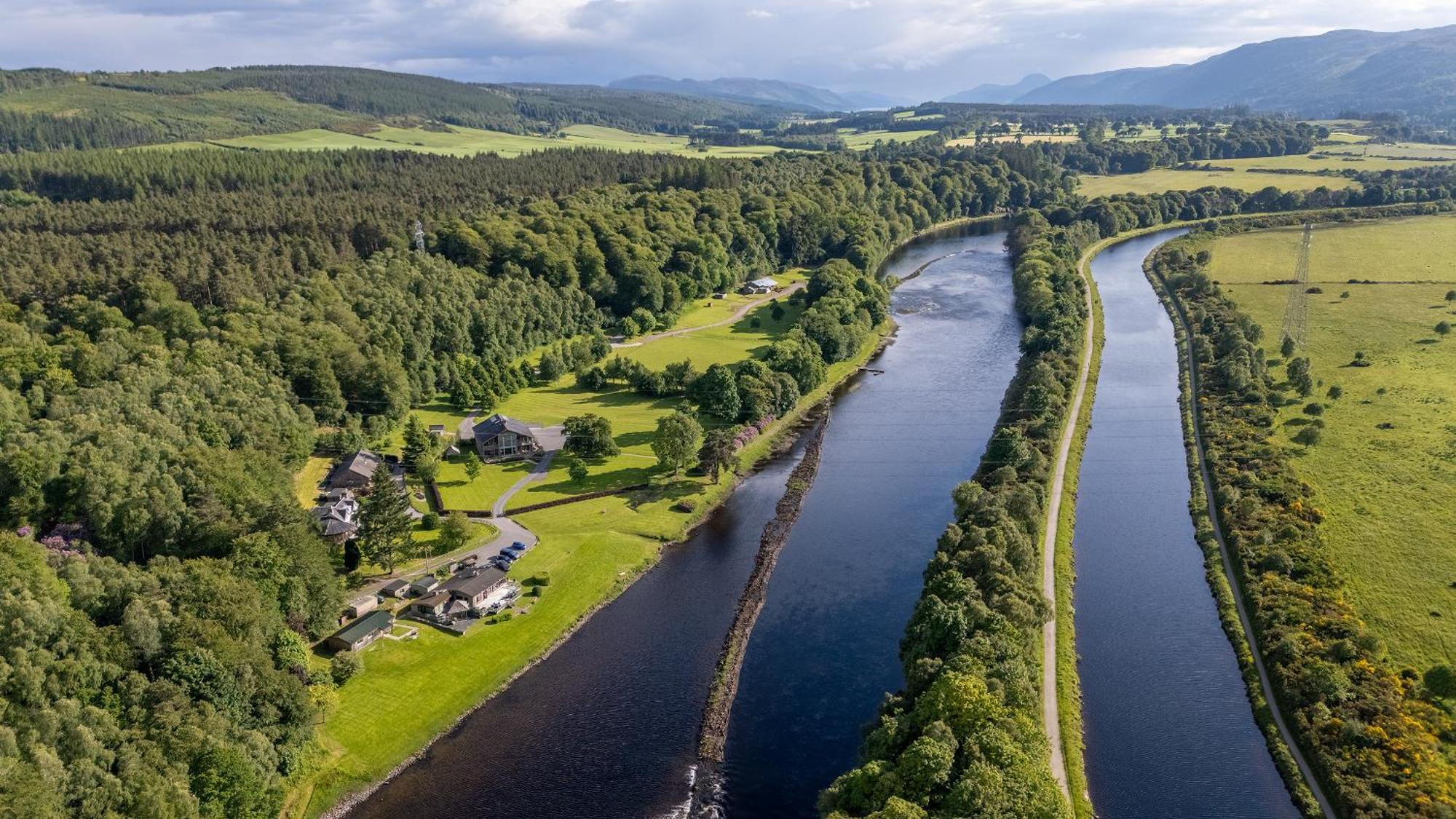 Ness Castle Lodges Inverness Eksteriør billede
